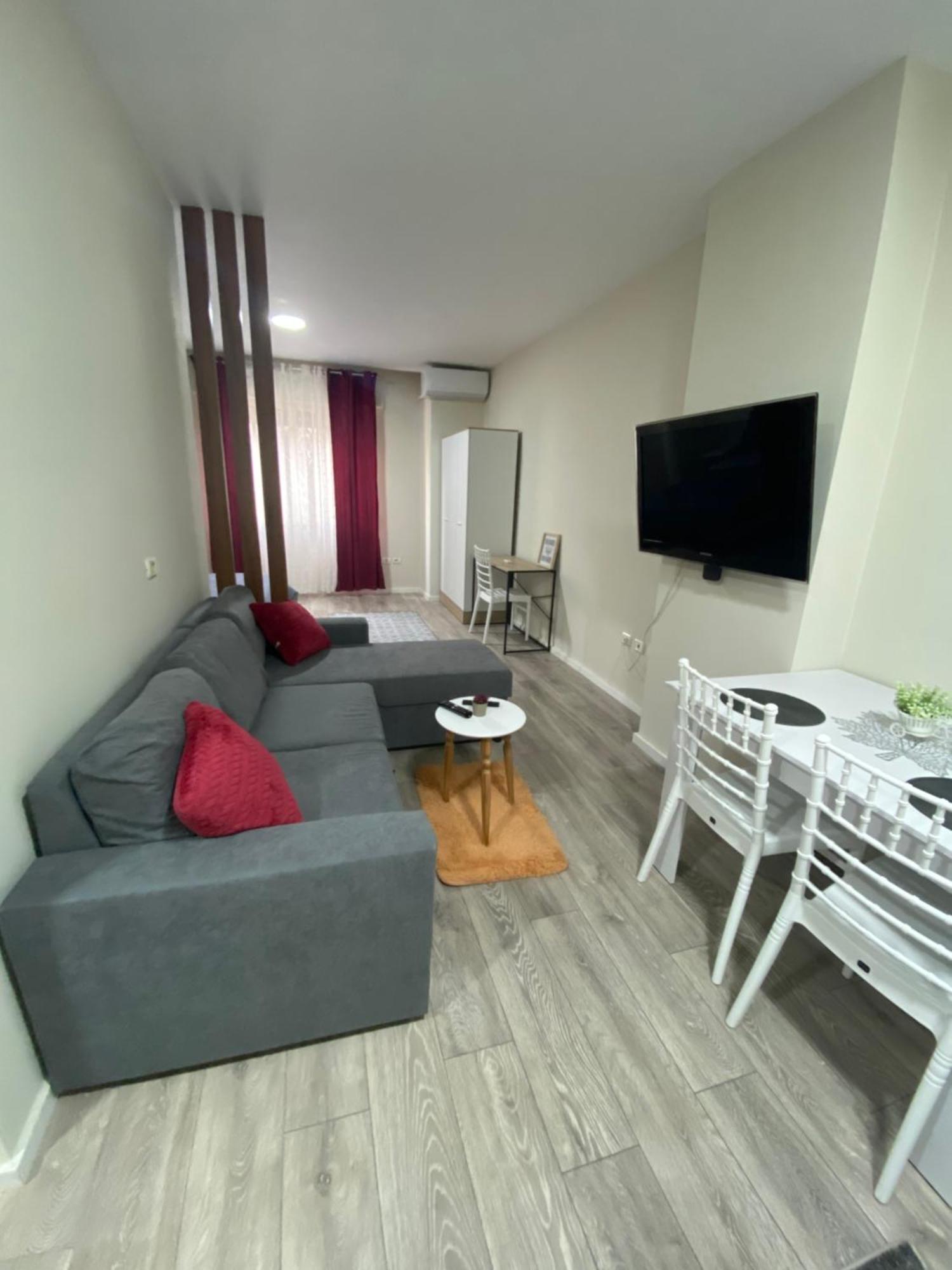 Chlo Apartment 5 Tirane 외부 사진