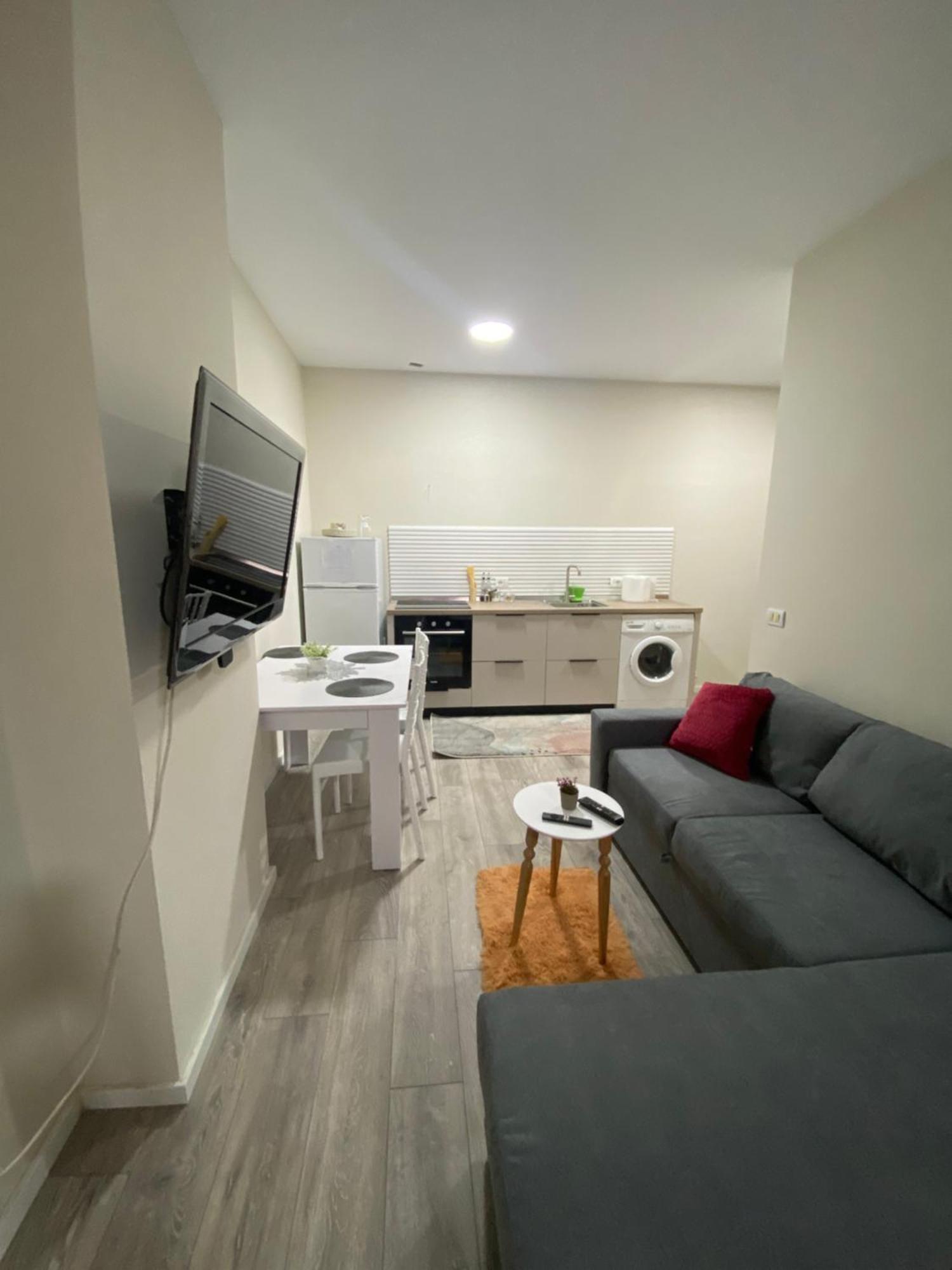 Chlo Apartment 5 Tirane 외부 사진